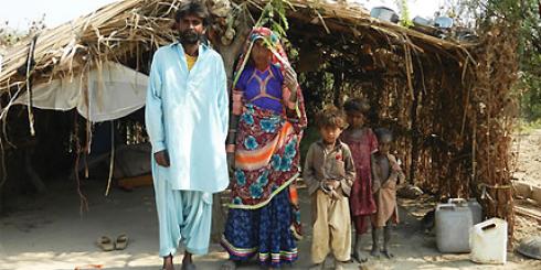 Columban Missionaries with family in Pakistan.